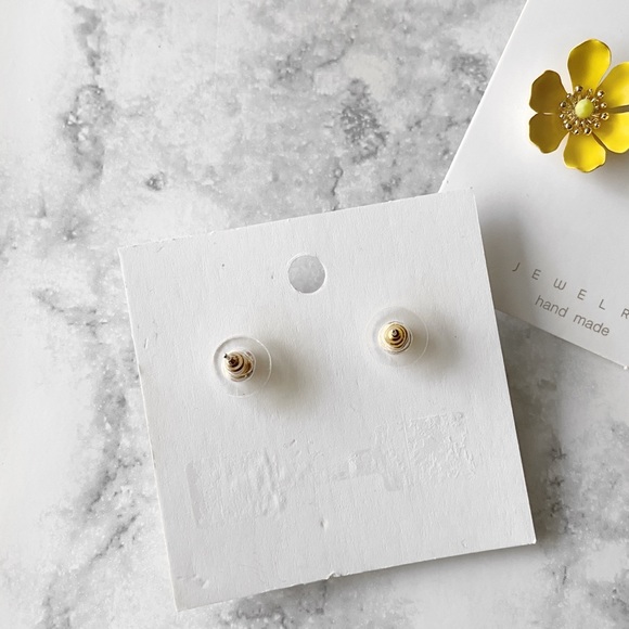 Megan Flower Stud Earrings in Black and Mint - Picture 6 of 6